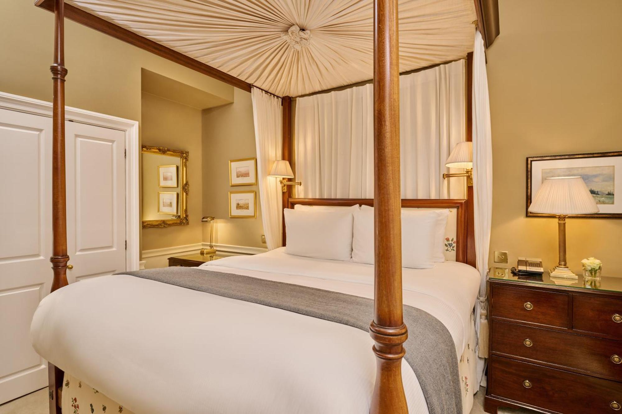โรซีต เฮาส์ ลอนดอน Hotel ภายนอก รูปภาพ A bedroom at the hotel