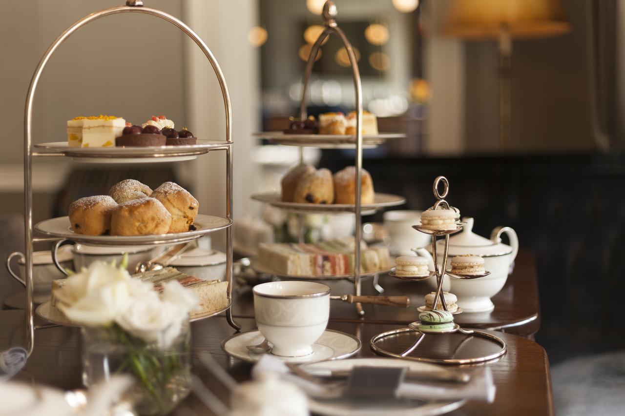 โรซีต เฮาส์ ลอนดอน Hotel ภายนอก รูปภาพ Afternoon tea at the InterContinental London Park Lane